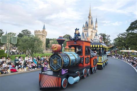 PHOTOS: Spooky "Boo!" Parade, Merchandise, and Specialty Foods Revealed ...