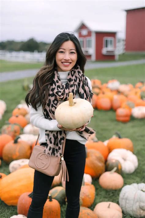 15 Best Pumpkin Patch Outfits For You! | SLECK