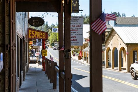 Visit Groveland, CA - Restaurants, Hotels & Activities