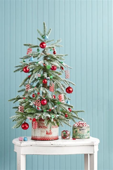 18 Best DIY Christmas Tree Stand Ideas in 2020 - Homemade Christmas Tree Stands