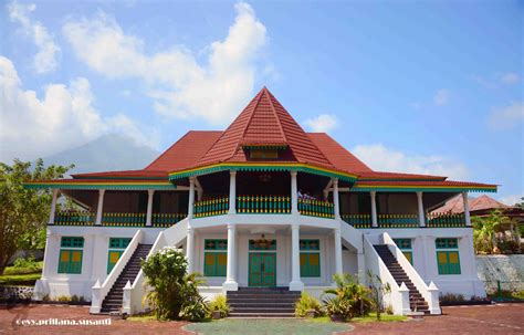 Tidore #3 – Kadato Kie, Tidore Sultanate Palace – Jendela Kecil Dunia