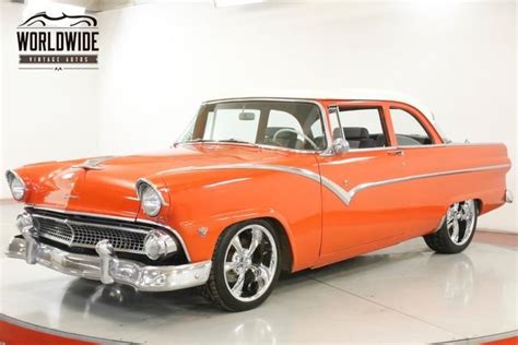 1955 Ford Fairlane | Worldwide Vintage Autos