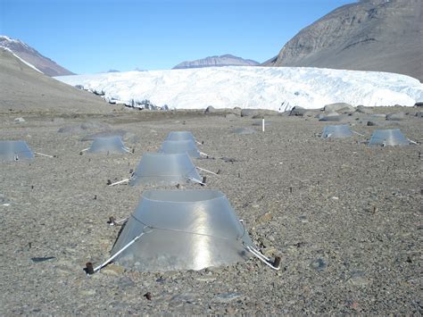 Jeremy's Trip to Antarctica: Trip to Lake Bonney and Garwood Valley