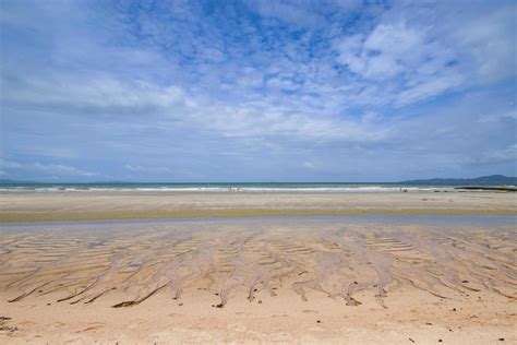 Sea Sand Beach on Pattaya Thailand. 6193742 Stock Photo at Vecteezy