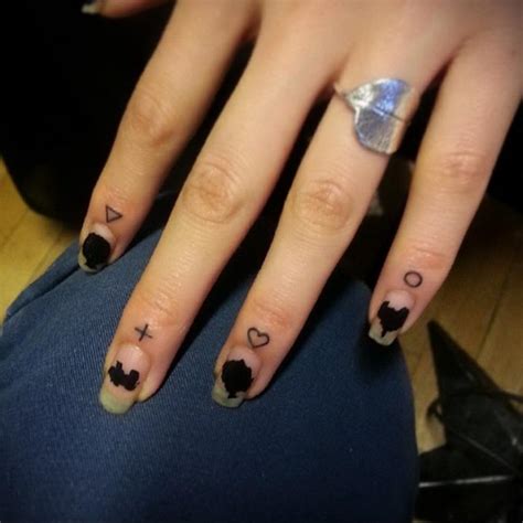 finger tattoo circle 07.01.2020 №015 -circle tattoo- tattoovalue.net ...