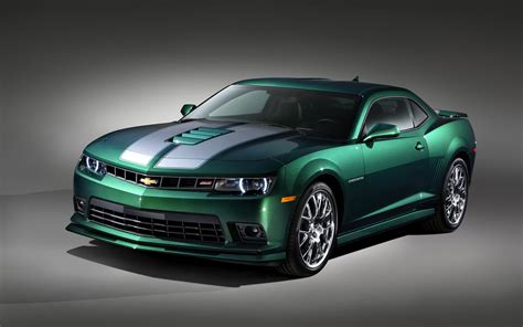 Download Car Muscle Car Green Car Chevrolet Vehicle Chevrolet Camaro HD Wallpaper