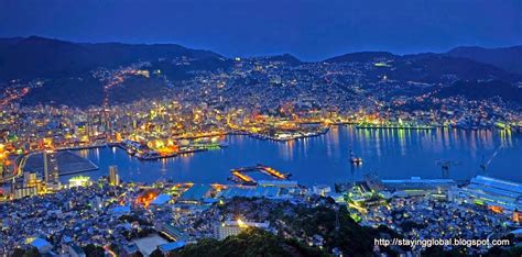 A Global Life: Nagasaki : Night Views of Nagasaki