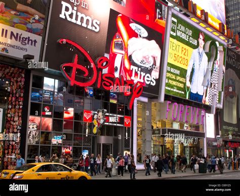 Disney Store Marquee, Times Square, NYC Stock Photo: 39556781 - Alamy