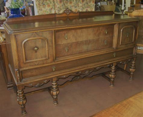 SOLD: Walnut dining set buffet, sideboard, console | Flickr