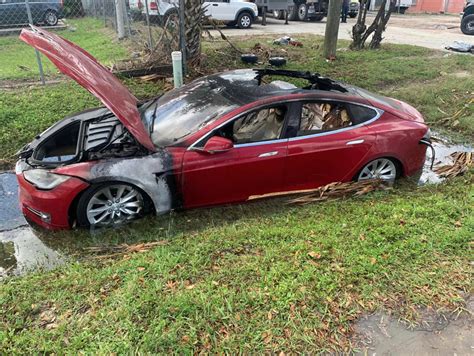 Electric vehicle fires in Florida flooding: What happened?