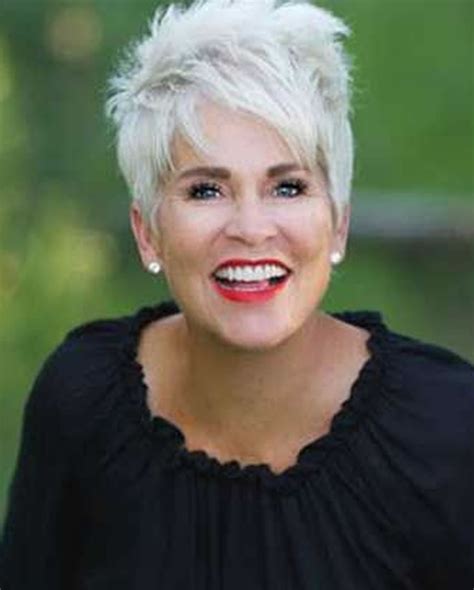 Short Gray Hairstyle Images and Hair Color Ideas for Older Women Over ...