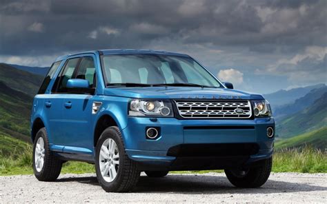 Land Rover LR2 2013: Es una camioneta SUV con capacidad de cinco ...