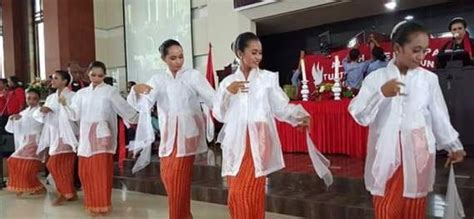 Asal Usul dan Sejarah Tari Lenso, Tari adat dari Maluku - Sering Jalan