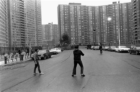 Working Class Utopia: When Co-op City Opened in the Bronx | WNYC | New York Public Radio ...