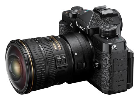 Nikon Zf Field Review - Build and Controls