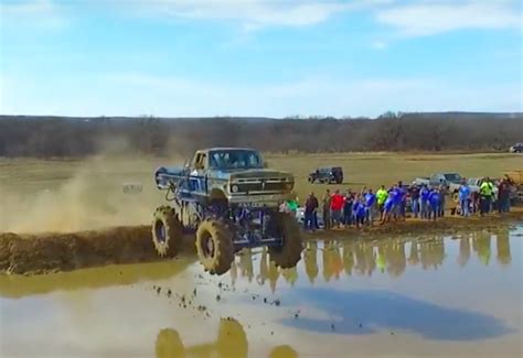 BangShift.com All-Out At The Mud Hole! High-Flying, Mud Flinging Fun At MBRC In Texas ...