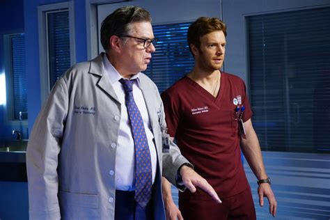 14 Best Medical TV Shows - Doctors Shows Including ER, Grey's Anatomy ...