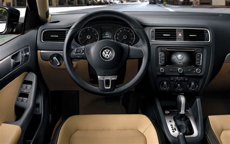 Volkswagen Jetta Hybrid - Information and photos - MOMENTcar