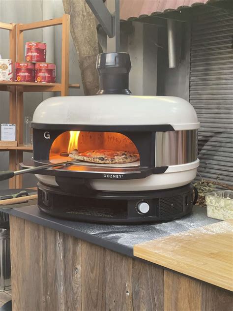 Perfect Pizza at your Place - Gozney Pizza Ovens