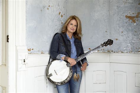 12 Famous Female Banjo Players - Bailey and Banjo