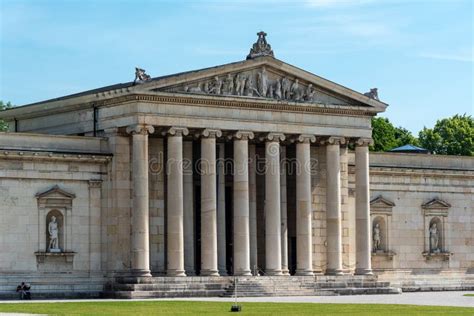 Glyptothek - The Museum With Collection Of Greek And Roman Sculptures ...