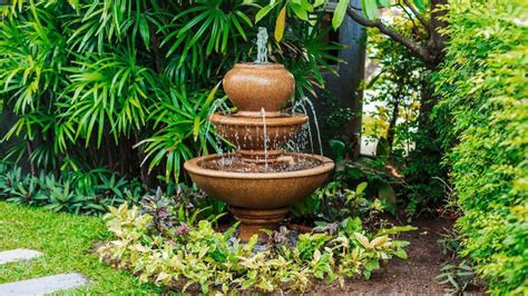 Outdoor Fountain Design Ideas | Foliar Garden