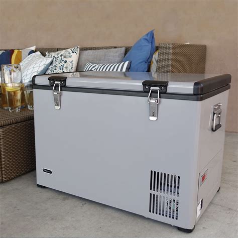 FM-65G Whynter 65 Quart Portable Fridge/ Freezer - Whynter