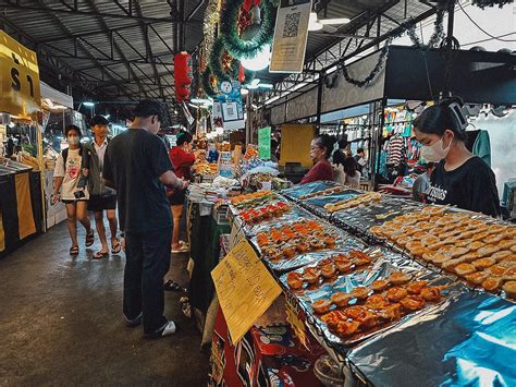 20 Bangkok Markets You’ll Want to Fly For | Will Fly for Food