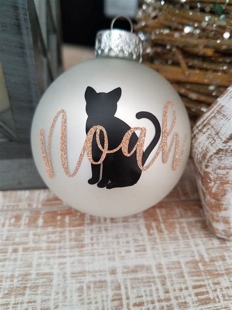 Custom Pet Ornament by FromShedToChic on Etsy | Custom pet ornament, Animal ornament, Ornaments