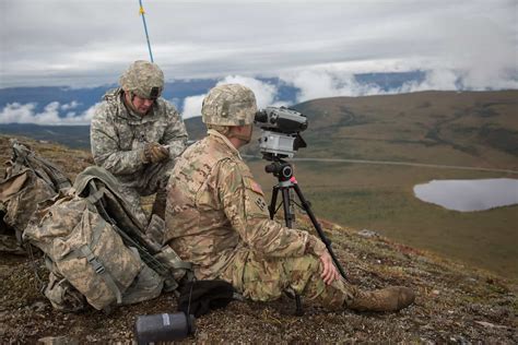 US Army Field Artillery Soldiers test new laser targeting system ...