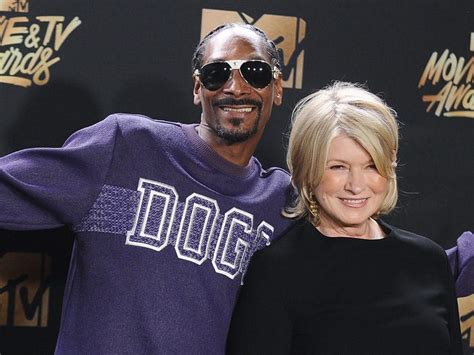 Snoop Dogg Shares Best Dish Martha Stewart Learned in Prison