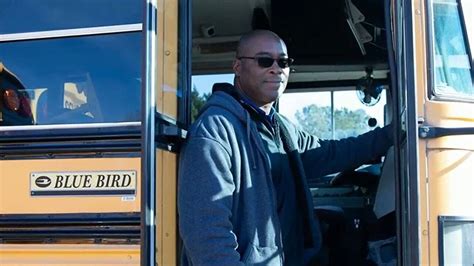 Cobb County school bus driver saves student's life - YouTube