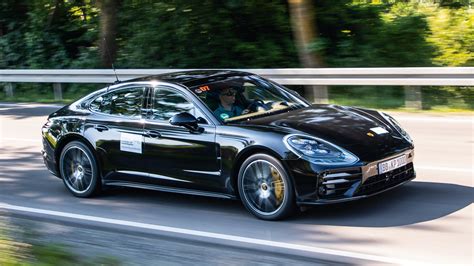 New Porsche Panamera facelift ride review | Auto Express