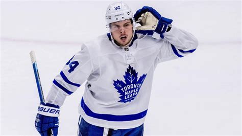 Auston Matthews, Patrick Kane had a great celebration battle in Leafs ...