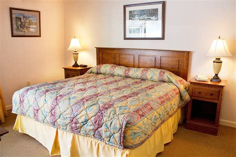 GATLINBURG TOWN SQUARE RESORT BY EXPLORIA RESORTS - Updated 2020 Prices ...