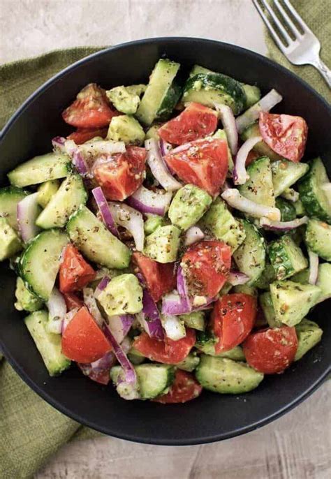 Avocado Tomato Salad | Healthy Fitness Meals