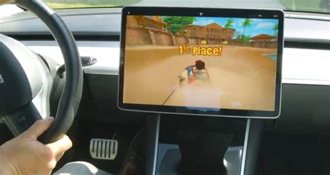 tesla-new-racing-game - TESLARATI