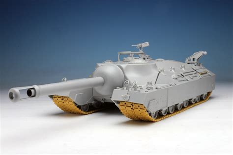 WW.II T95 Super Heavy Tank | HLJ.com