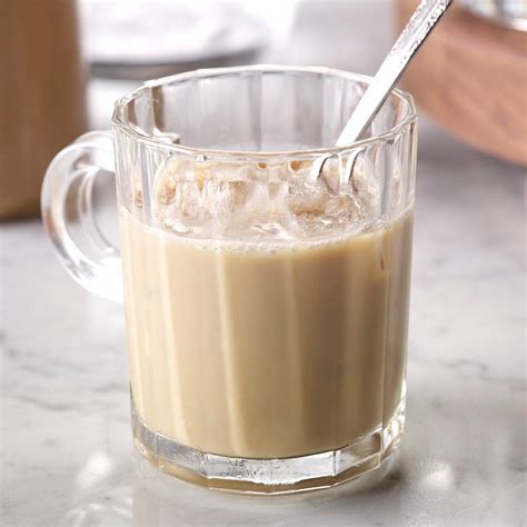 Simple Iced Coffee Recipe: How to Make It