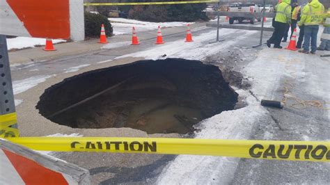 Colorado Sinkhole Nearly Swallows Car | The Weather Channel