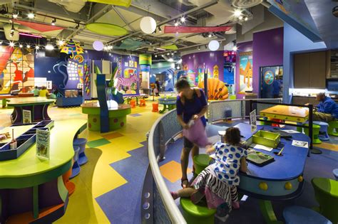 DISCOVERY Children’s Museum - LGA Architecture