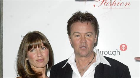 Singer Paul Young's wife Stacey dies after two-year brain cancer battle ...