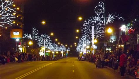 Gatlinburg's Fantasy of Lights Christmas Parade Guide