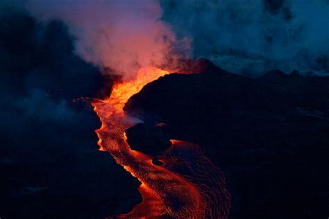 Kann Regen Vulkane erwecken? - wissenschaft.de