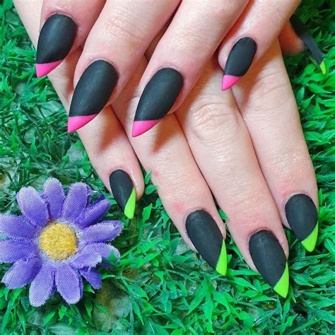 Kawaii Klaws - Cara on Instagram: “Refill with matte black gel with neon pink & green ...