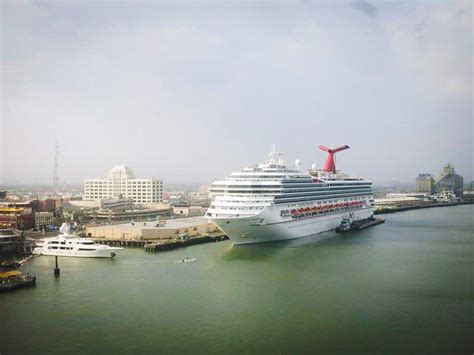 22 IDEAL Hotels Near Galveston Cruise Port With Shuttle