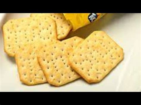 tuc biscuits snacks recipe /tea time recipe - YouTube