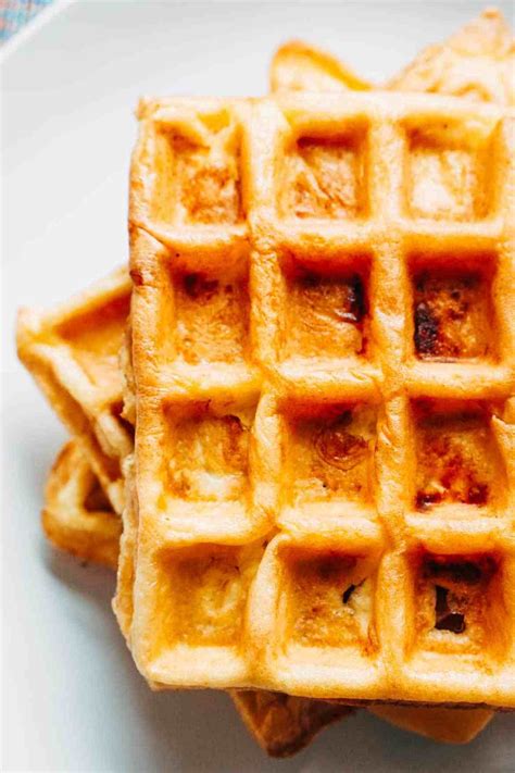 Keto Waffles Stuffed with Cream Cheese [Recipe] - KETOGASM