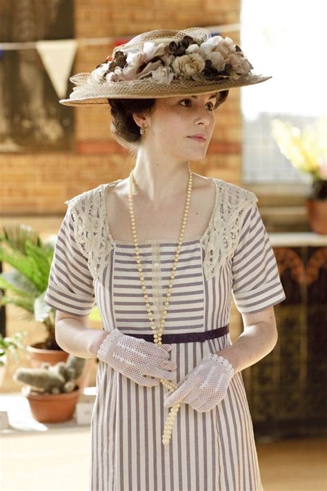 'Downton Abbey': Lady Mary's Most Memorable Costumes - ReelRundown