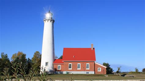 Tawas Point Lighthouse remains beacon of interest for volunteers